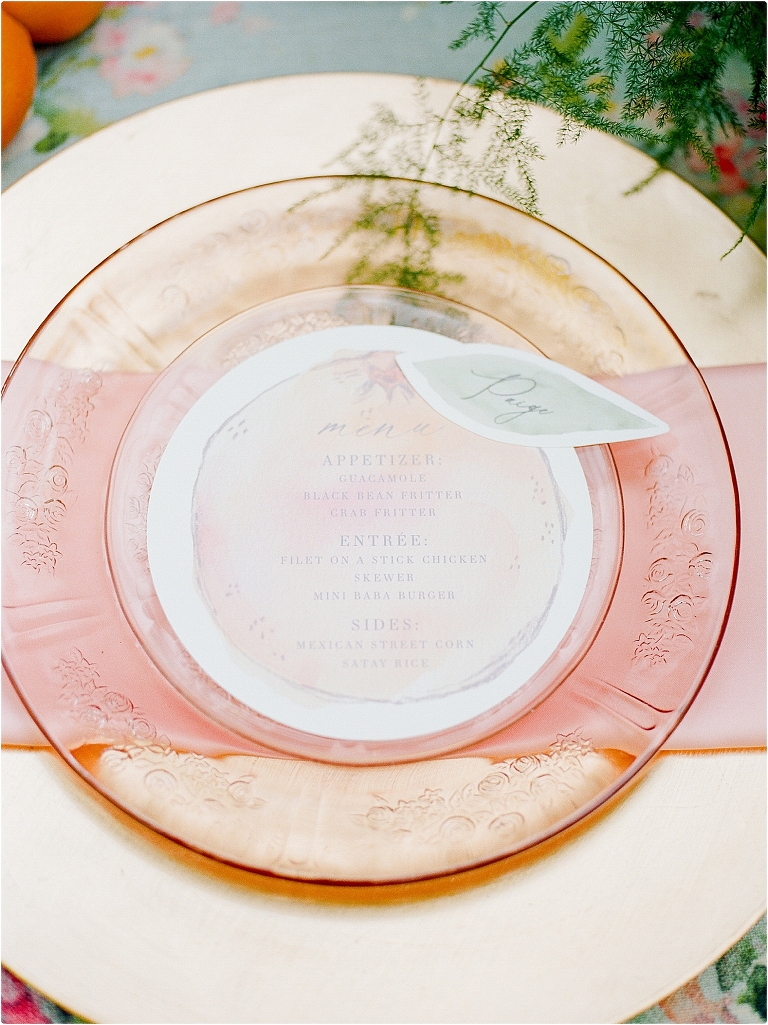 summer dinner party place setting 